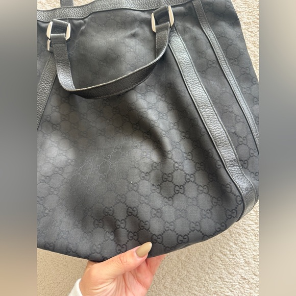 GUCCI Vintage Abbey Black Tote - Picture 3 of 11